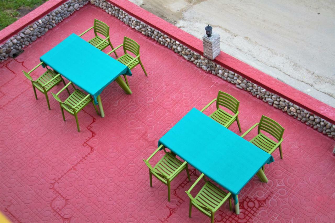 Hotel Vyas Vatika Manāli Exteriér fotografie