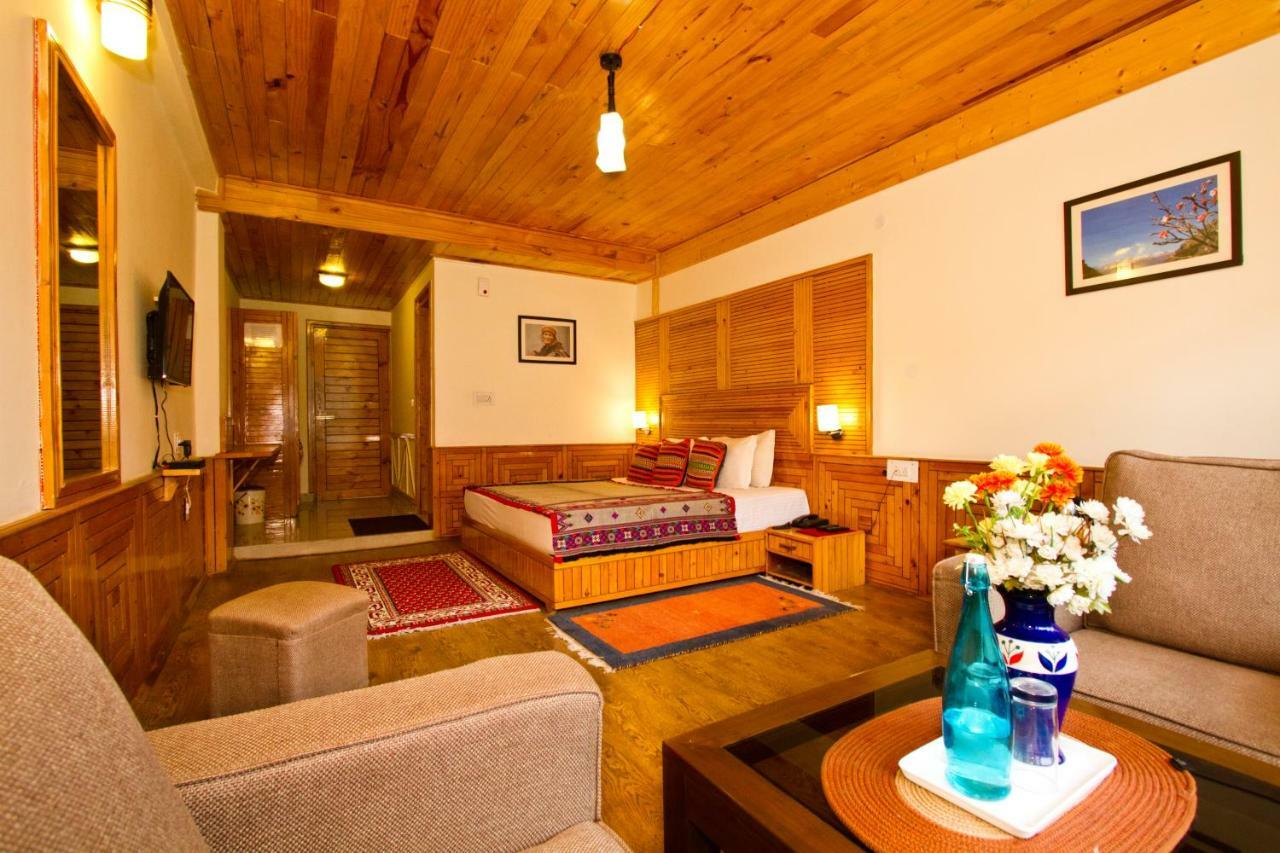 Hotel Vyas Vatika Manāli Exteriér fotografie