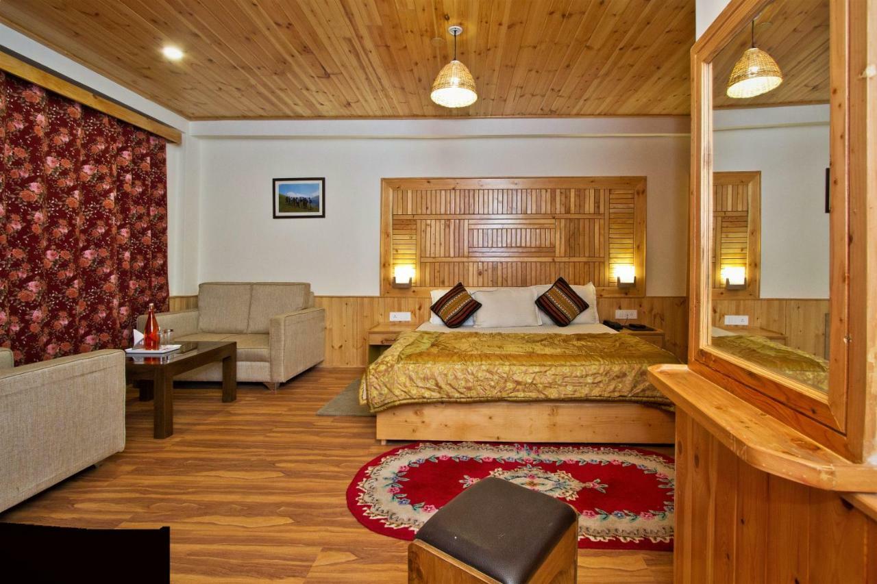 Hotel Vyas Vatika Manāli Exteriér fotografie